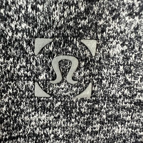 Lululemon Engineered Warmth Wool Long Sleeve Crew Black White Pullover Top Sz? M - Picture 9 of 10
